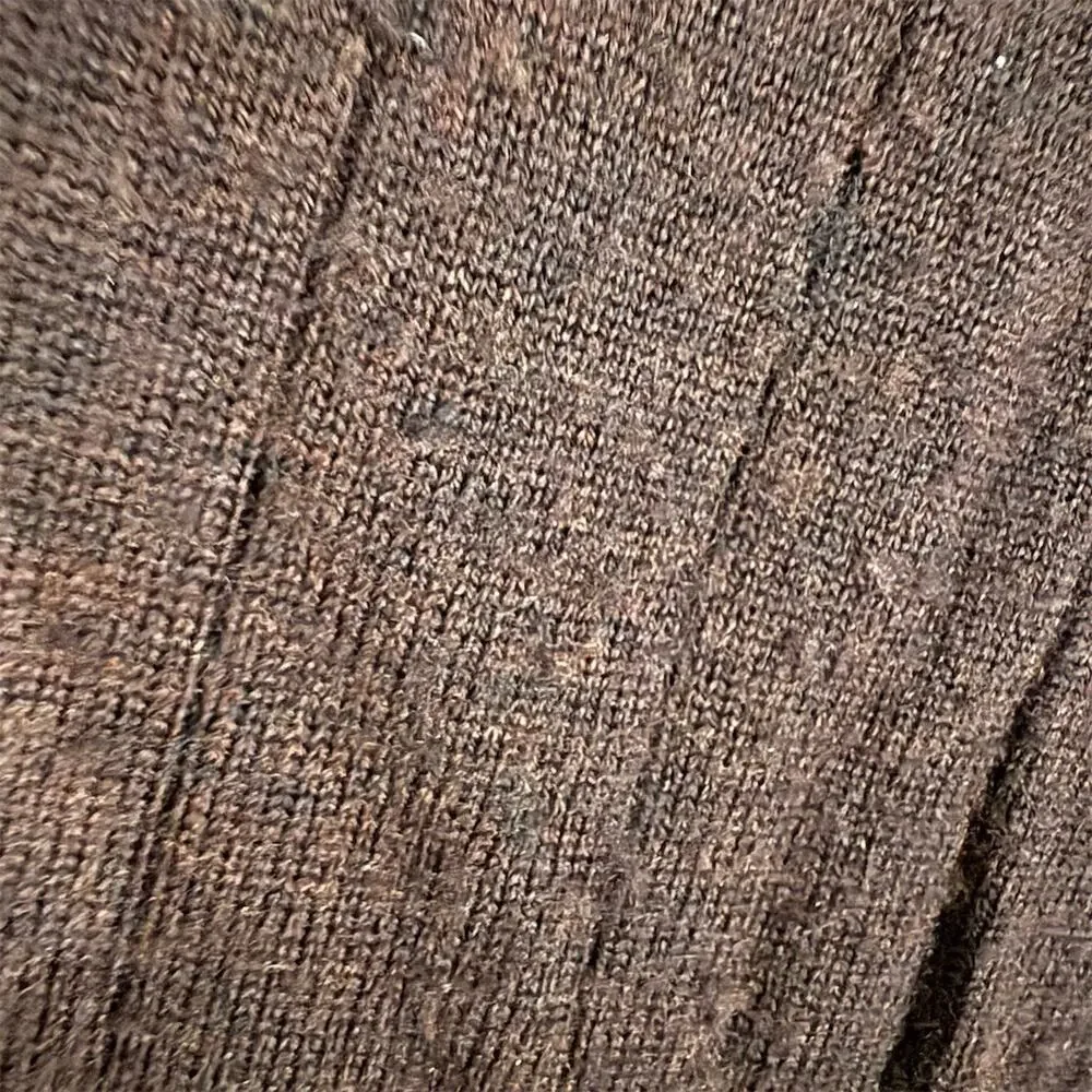 Banana Republic Merino Wool Sweater L Chocolate Brown VNeck Ribbed Academia READ